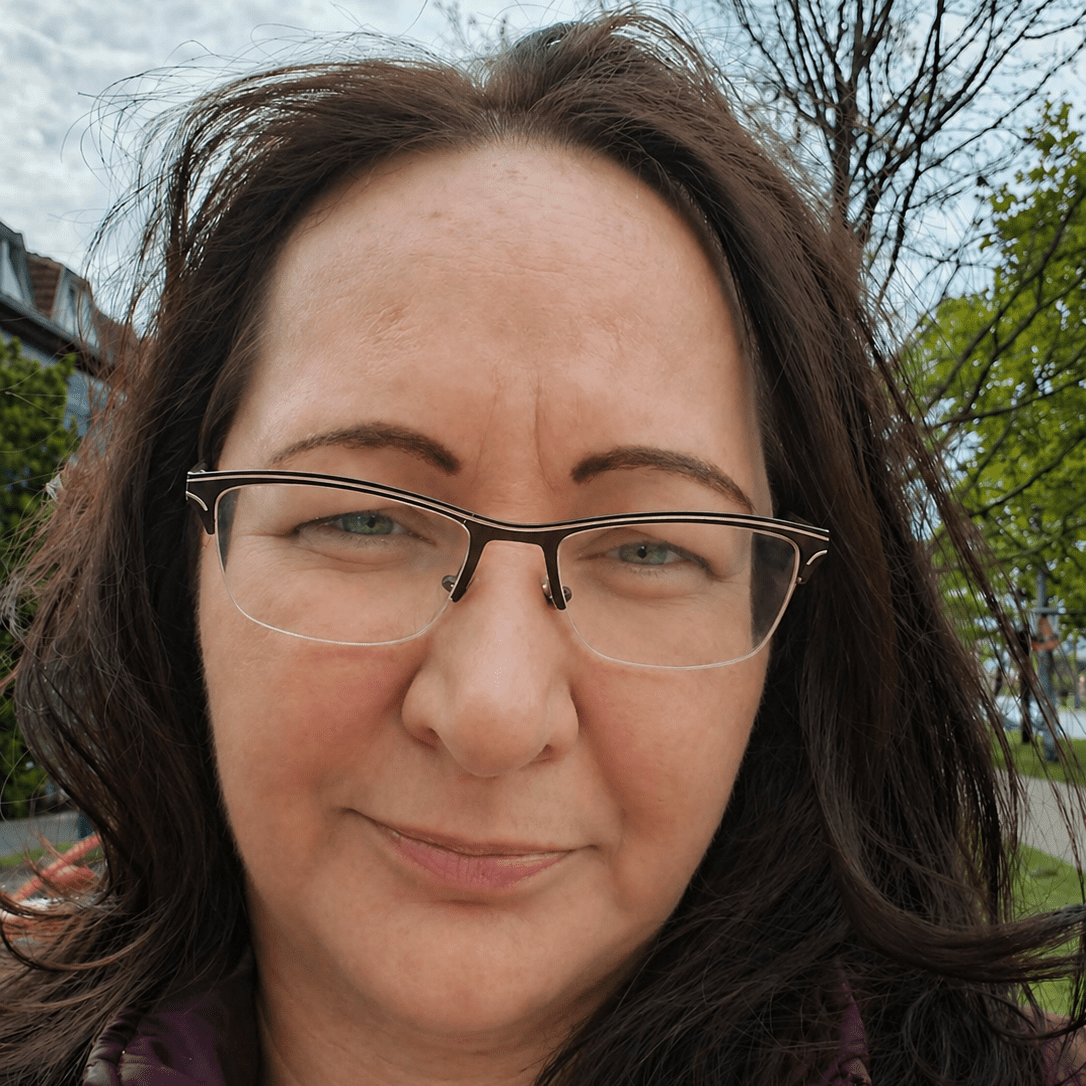 Stefanné Rokaly Elvira nagykövet - Pompás Napok